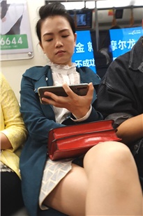 丝袜美女[534M]